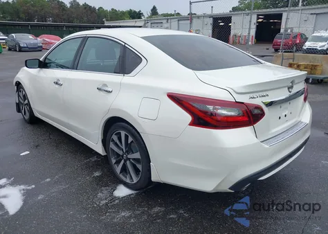 2017 Nissan Altima 2.5 Sr из США, поврежденный, VIN 1N4AL3AP0HC258043